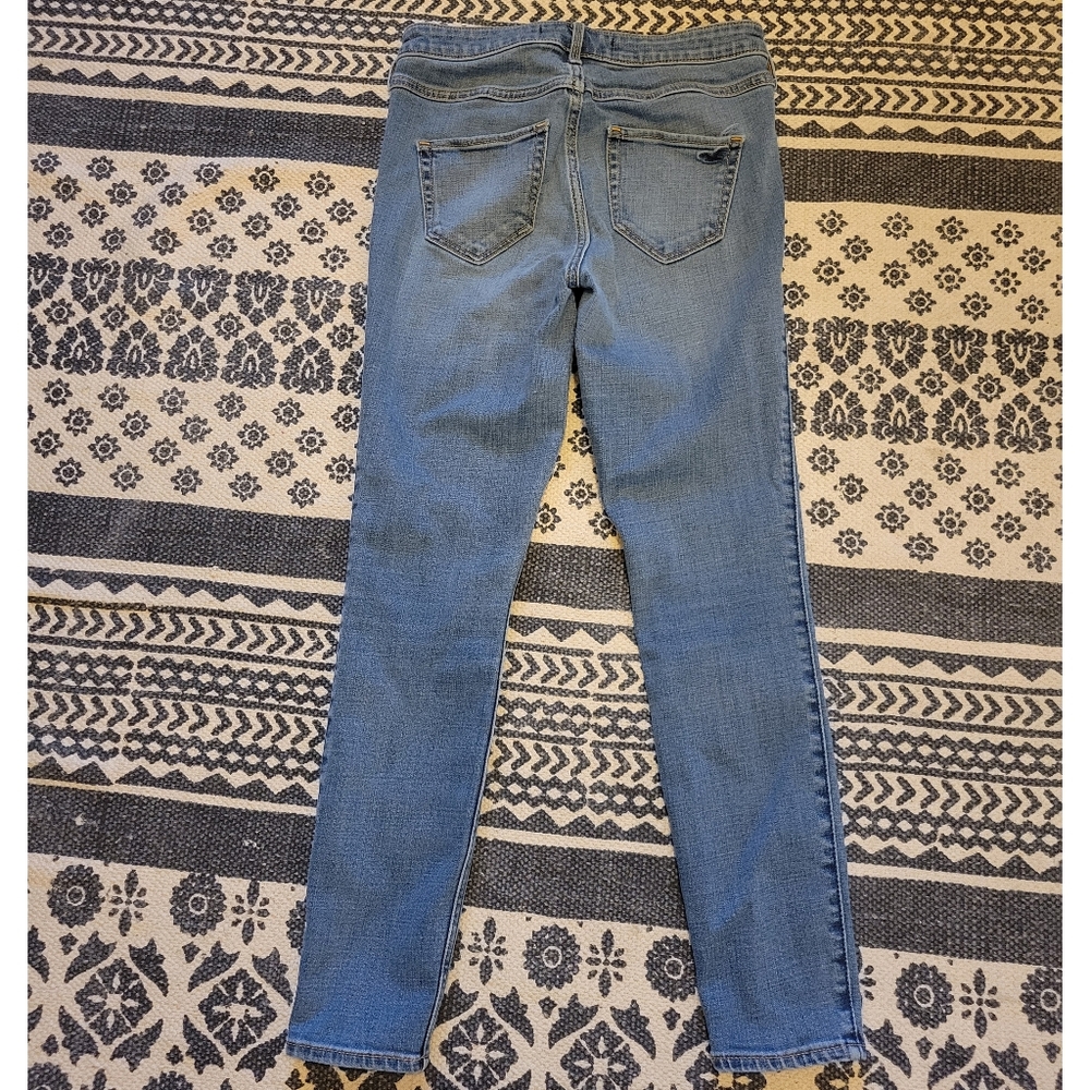 Womens Hollister Crop High rise jeans/jeggings size 5 medium wash - Picture 3 of 5
